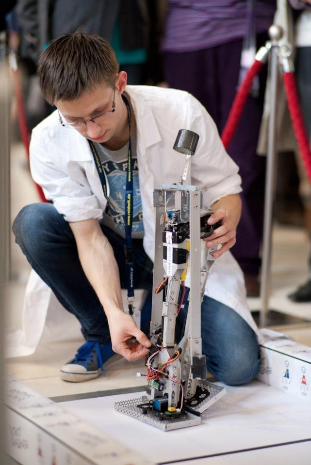Członkowie nowodworskiej Pracowni Robotyki zostali mistrzami Europy