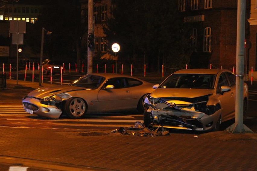 Poważny wypadek w Wolsztynie na skrzyżowaniu Wschowskiej, Lipowej i Roberta Kocha
