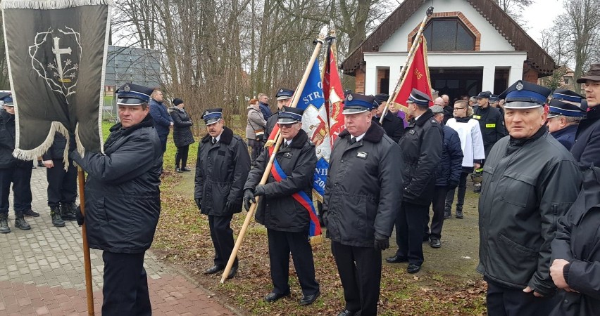 OSP Czermin pożegnało zmarłego druha Dariusza Kantorskiego