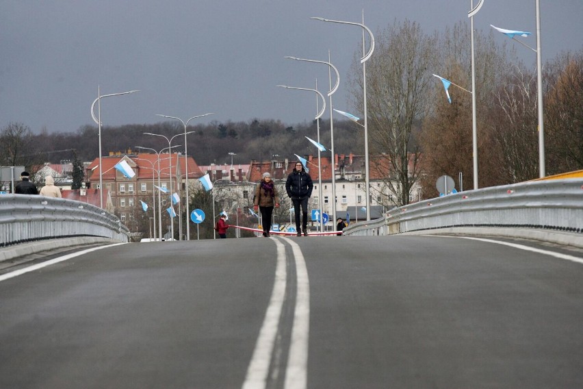Podpisano umowę z wykonawcą na III etap budowy zbiorczej drogi południowej w Legnicy