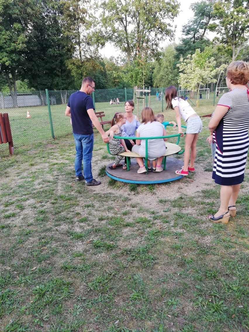 Piknik rodzinny w Suchoczasach z okazji Święta Wojska Polskiego