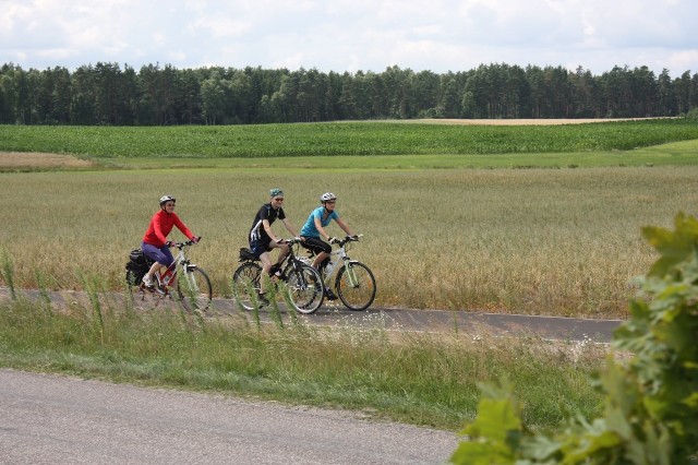 W gminie Brusy powstają kolejne odcinki ścieżek rowerowych