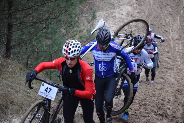 Rowerowy wyścig przełajowy Królewskie CX w Rozłogach pod Świebodzinem