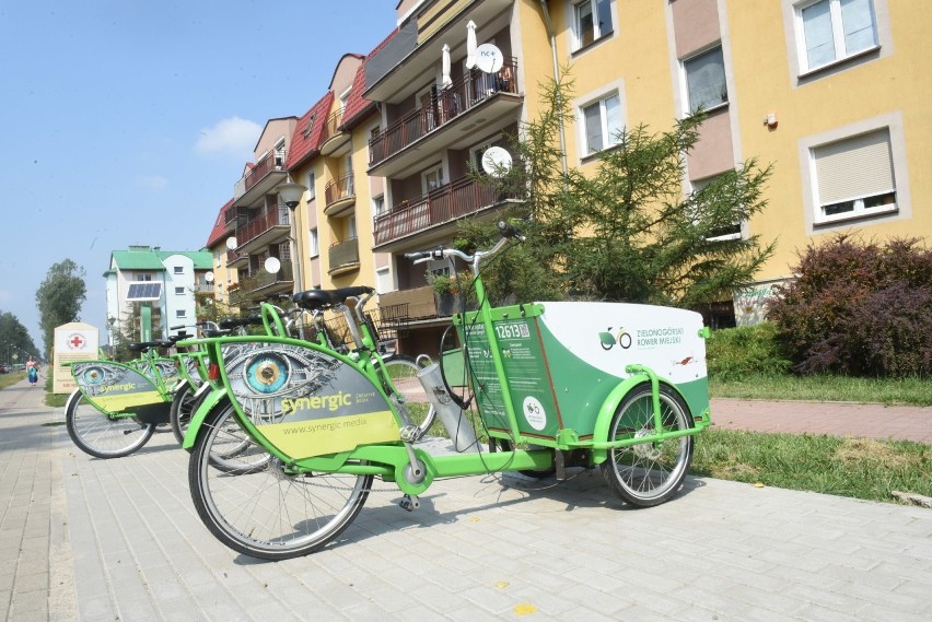 Medycy będą mogli za darmo jeździć rowerem miejskim w...