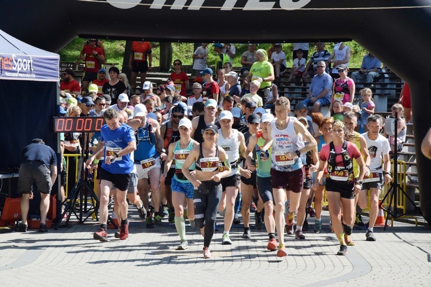 Bieg po Zdrój 2019 w Jaworzu. Uliczne 10 km i górski półmaraton [ZDJĘCIA]