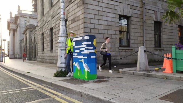 Gosia Żołądziejewska chciałaby, by skrzynki od sygnalizacji świetlnej w Zielonej Górze mogła pomalować tak, jak tę w Dublinie