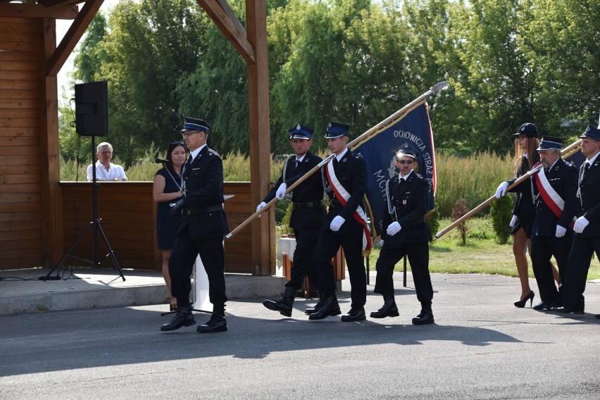 100 lat Ochotniczej Straży  Pożarnej  w Mchach. Były...