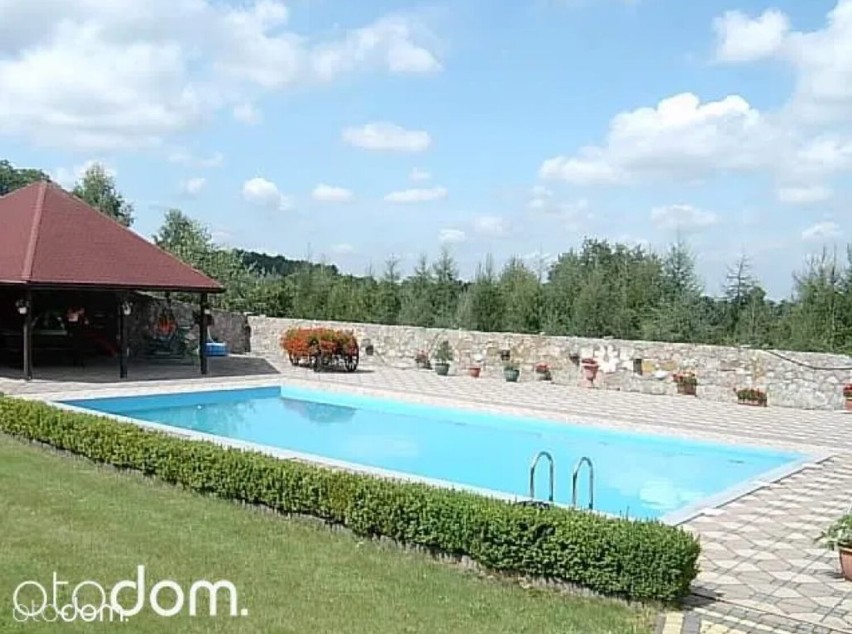 Dom z basenem, 331,90 m², Łapanów, 3 000 000 zł, 9 039 zł/m²