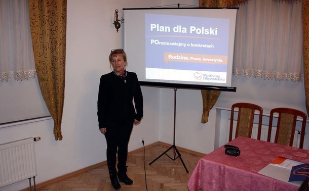 W listopadzie 2012 posłanka Krystyna Kłosin zrezygnowała z...