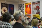 Utalentowani młodzi artyści z Liceum Plastycznego w Zielonej Górze pokazali swoje prace dyplomowe w Bibliotece Norwida | ZDJĘCIA, WIDEO