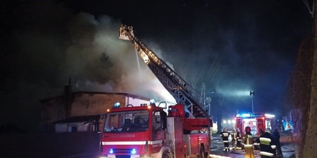 Pożar w Objeździe pod Ustką. Spalił się dom wielorodzinny