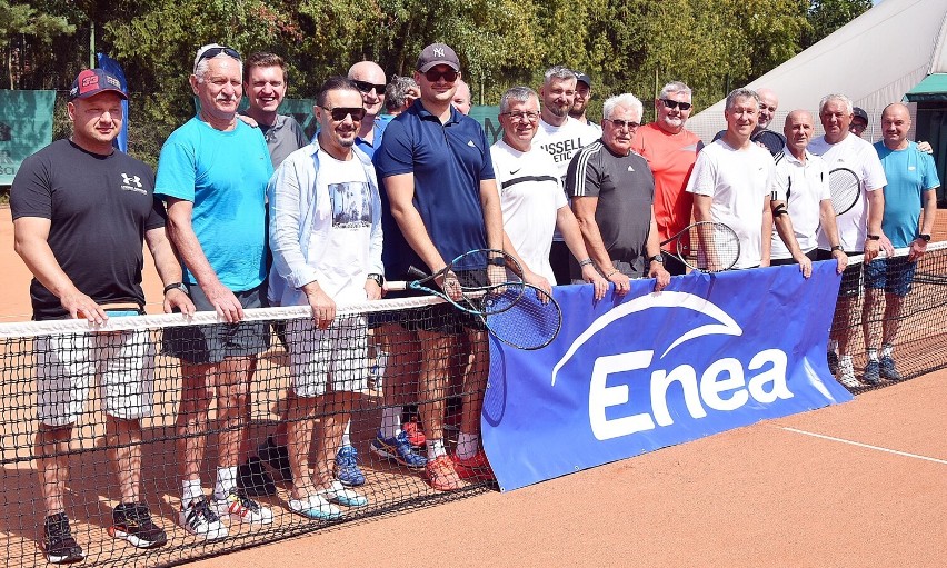 Jarosław Kubiak i Michał Kubiak wygrali tenisowy Turniej Deblowy Fundacji Enea. Zobaczcie zdjęcia