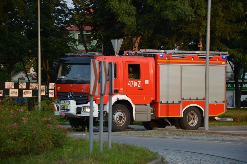 Leśnice. Z samego rana kolizja z płotem i ucieczka z miejsca zdarzenia