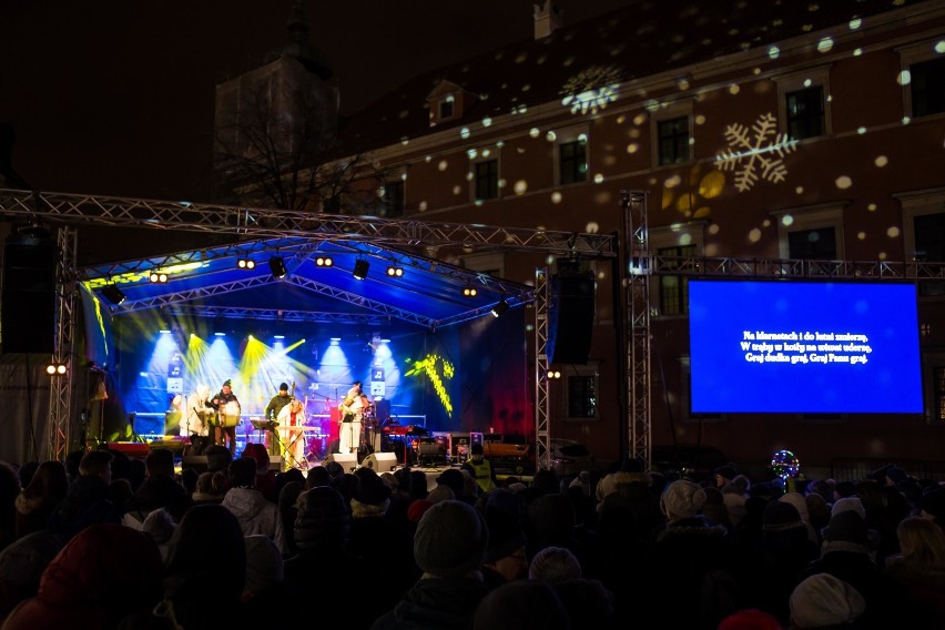 Warszawskie kolędowanie 2018 na placu Zamkowym. Święta...