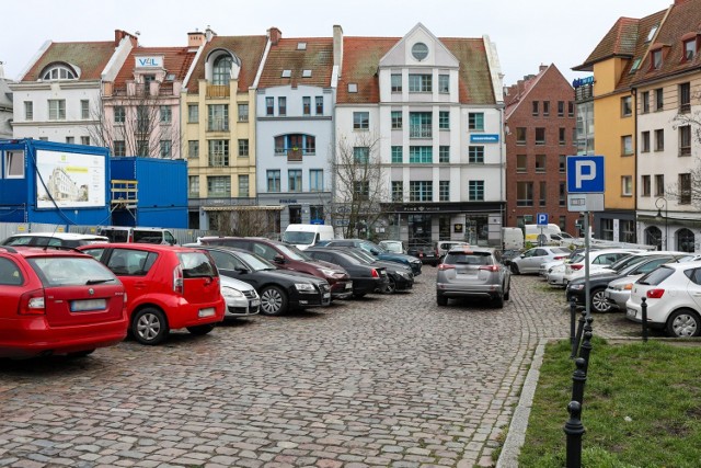 Na nową organizację ruchu na szczecińskiej starówce poczekamy minimum 1,5 miesiąca.