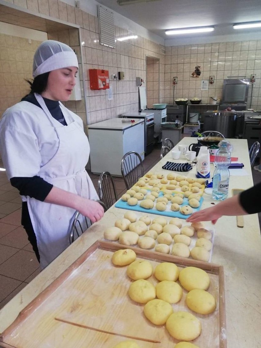 Pyszne zajęcia praktyczne w Centrum Kształcenia Zawodowego w Łęczycy 