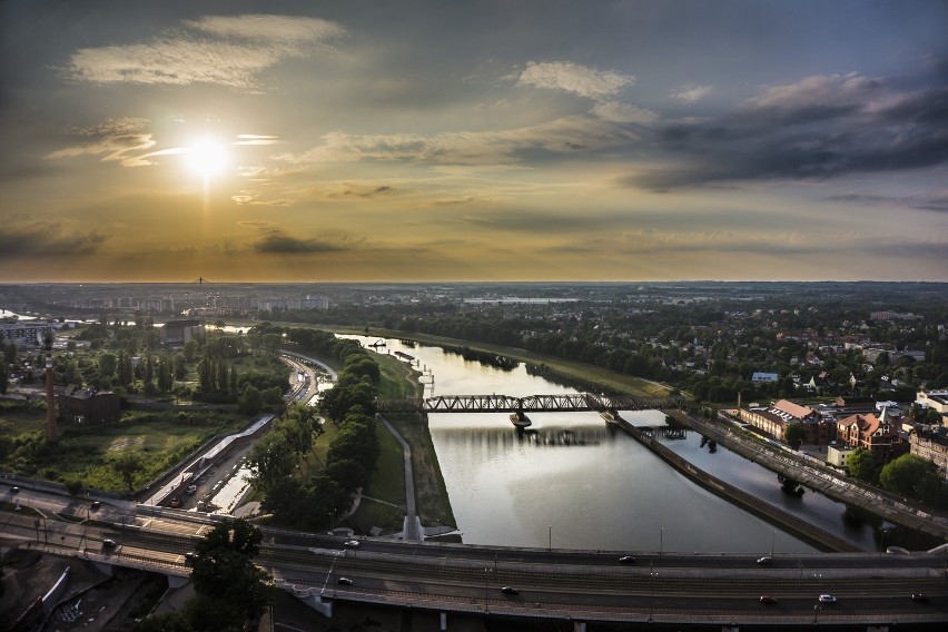 Jeśli chodzi o poszczególne dzielnice Wrocławia, najlepiej...