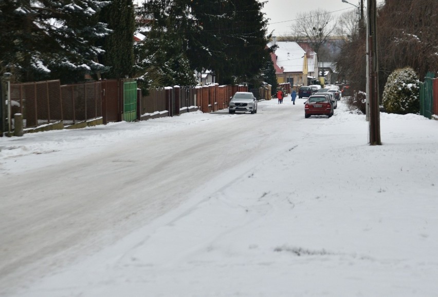 Zima na ulicach Radomia. Ulice przykryte białym puchem. Zobacz wyjątkowe zdjęcia