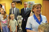 Poznań: Puchar UEFA EURO 2012 w szpitalu Krysiewicza [ZDJĘCIA]
