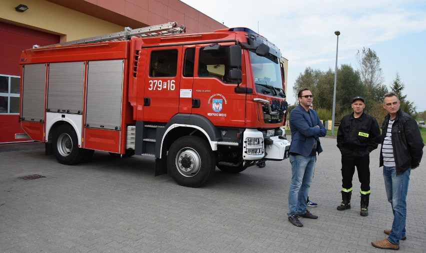 Najnowszym nabytkiem i chlubą strażaków-ochotników z...