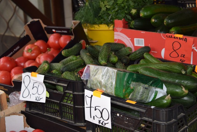 Ceny warzyw i owoców na straganie w Kłodzku. Najbardziej znane miejsce