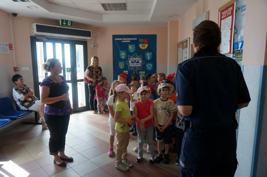 Lubliniec: Policja spotkała się z dziećmi z Przedszkola Miejskiego nr 8
