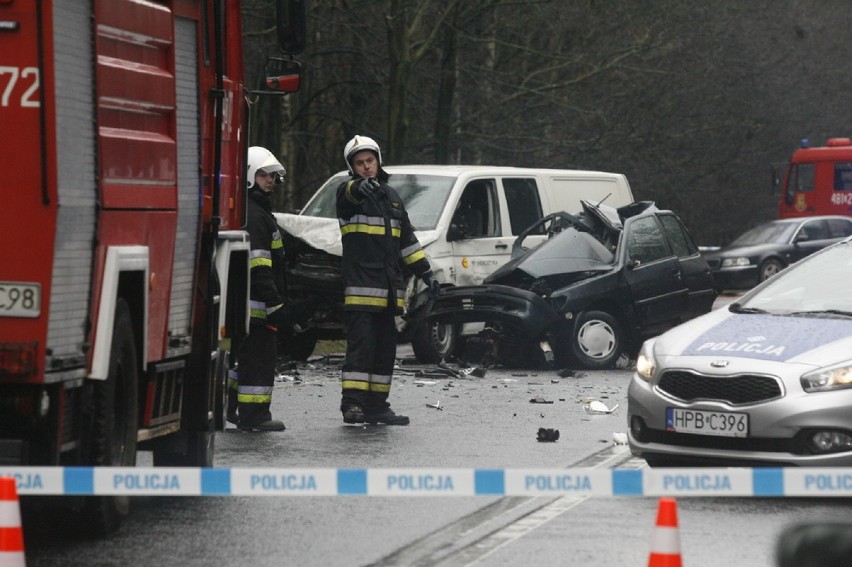 Śmiertelny wypadek pomiędzy Legnicą a Lubinem (ZDJĘCIA)