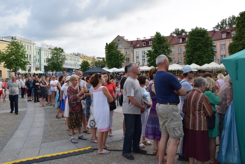 Zachor 2019: Koncertem Izabeli Szafrańskiej zakończył się pierwszy dzień festiwalu (zdjęcia)