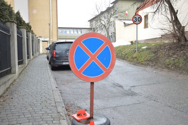 Szpital w Bochni pracuje nad nową organizacją ruchu i parkowania na swoim terenie, ma to ucywilizować obecną sytuację