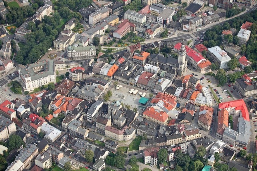 Nasilenie objawów zależy w dużym stopniu od stężenia pyłu w...