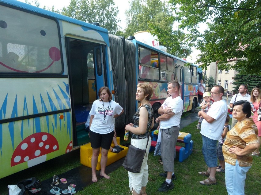 Powiat wieruszowski: Happy Bus rozpoczął tournee