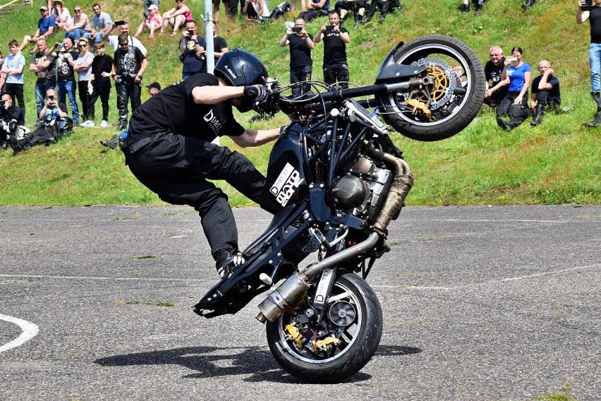 Bawili się podczas Moto-Pikniku i zbierali pieniądze dla Zosi. Pokaźna suma trafiła do rodziców dziewczynki | ZDJĘCIA