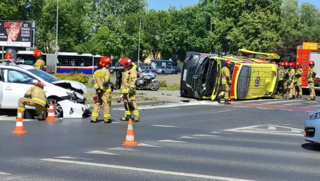 Wypadek w Bydgoszczy - rondo Fordońskie.