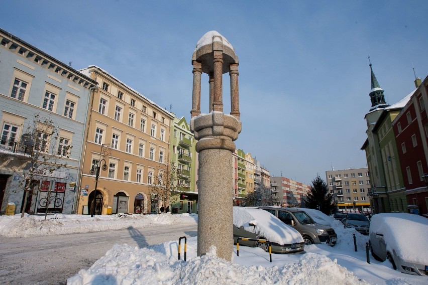 Tak wyglądał Strzegom podczas białej zimy w grudniu 2010 roku. Pamiętacie tyle śniegu w mieście?