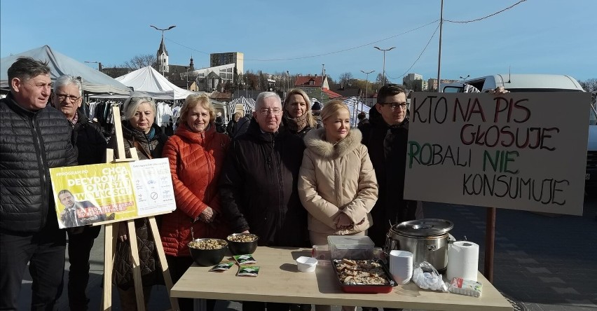 Konferencja prasowa posła Prawa i Sprawiedliwości, Krzysztofa Lipca, w Starachowicach. Zobacz zdjęcia