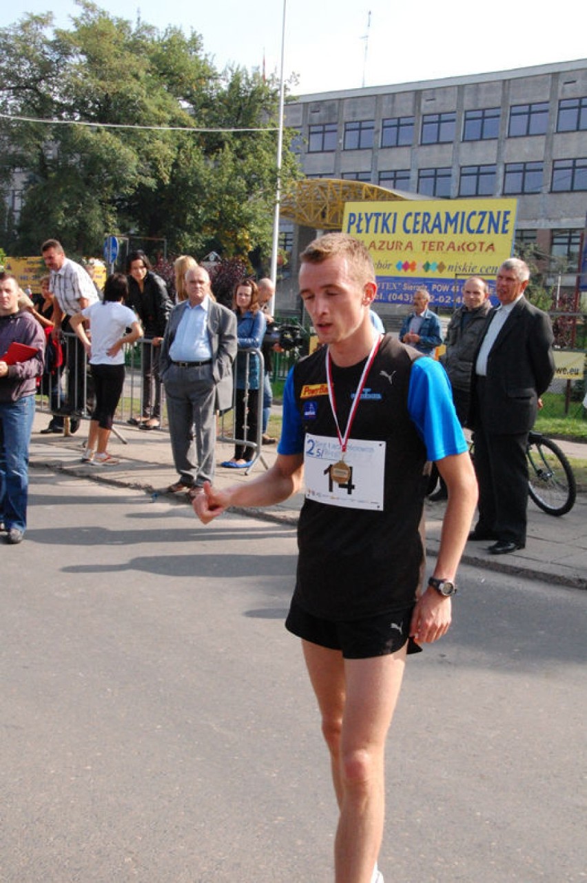 Zwycięzca biegu głównego i biegu łącznościowca Maciej...