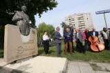Ruchomy pomnik Louisa Armstronga stanął przed Filharmonią Częstochowską