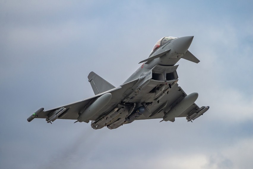 Włoskie Eurofightery Typhoon dotarły do Malborka. Zmienią F-35 w ramach natowskiej misji
