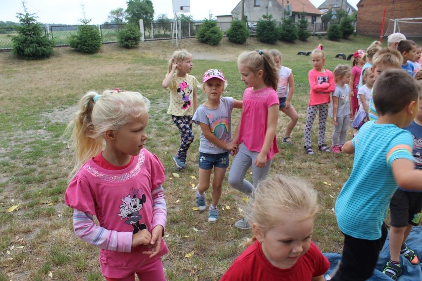 Niepubliczna Szkoła Podstawowa Strzyżewo. Dzień Dziecka w przedszkolu i zerówce