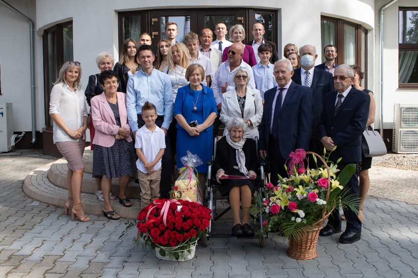 Genowefa Lewandowska skończyła sto lat.