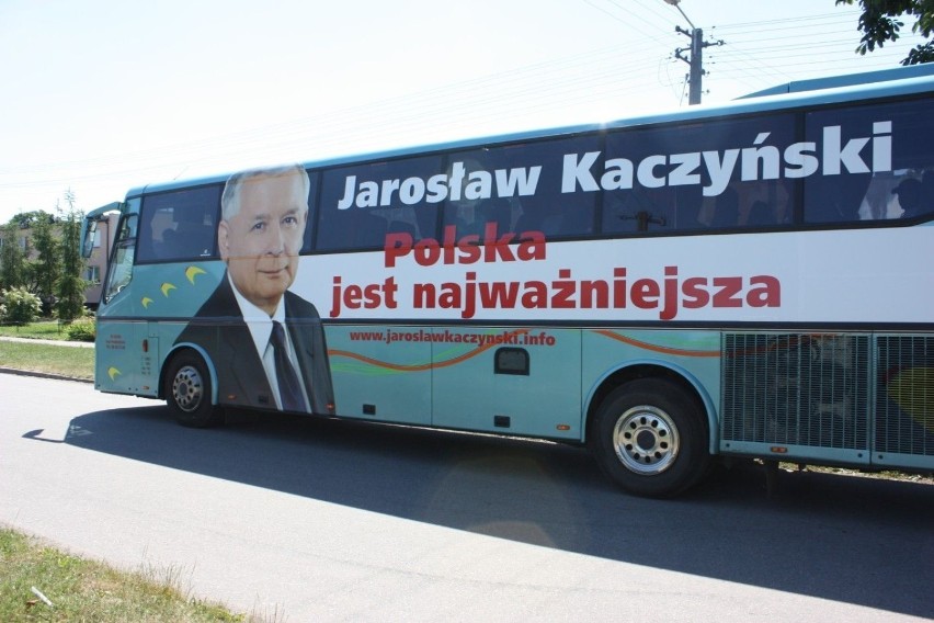 Takich autobusów ruszyło w Polskę 40. Fot. Sławosz...