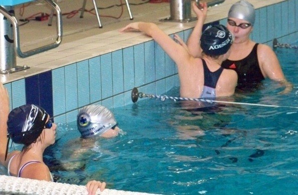 XIII Mistrzostwa Rudy Śląskiej w pływaniu na półmetku. Rywalizowało ponad sto osób