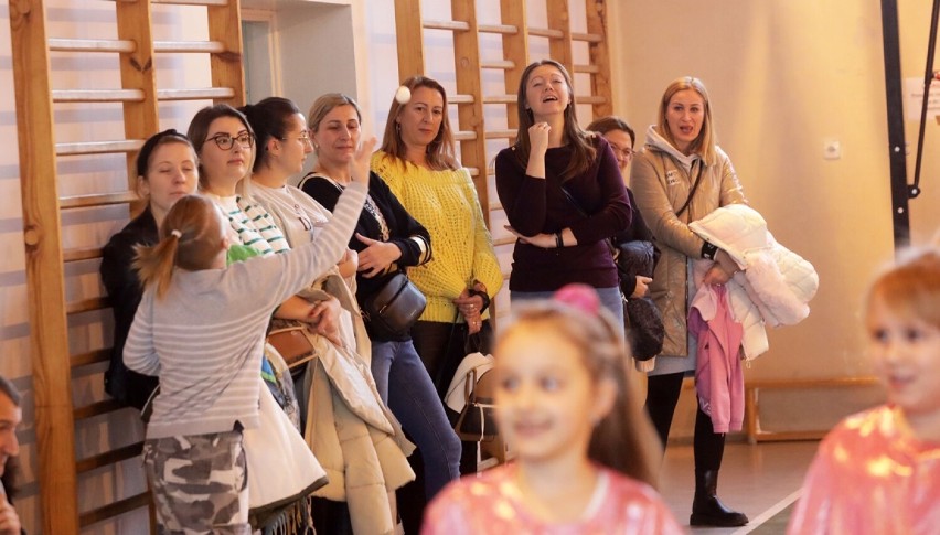 Rodzinna Niedziela Na Sportowo w Legnicy, zaprosili Urząd Miasta i "Konfeks", zdjęcia
