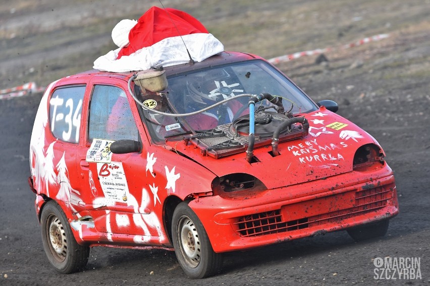 Wrak Race Silesia w mikołajkowej odsłonie [ZDJĘCIA i WIDEO]