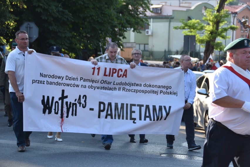W Tarnowie upamiętniono ofiary rzezi wołyńskiej....