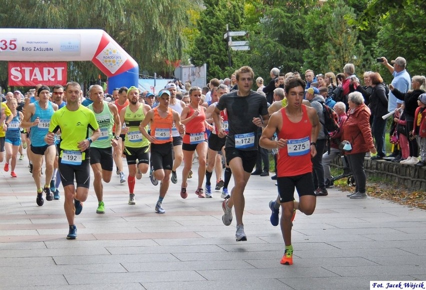 35. Bieg Zaślubin w Kołobrzegu. Rywalizowało ponad 170 osób [ZDJĘCIA]