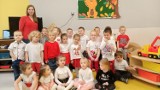 Przedszkolaki z Zielonego Zakątka w Skierniewicach w patriotycznym nastroju [ZDJĘCIA]