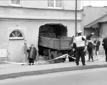 Na miejscu zdarzenia szybko pojawiła się policja. Foto. A. Wujek