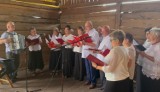 Koncert Chóru Serenada z okazji Święta Wojska Polskiego. Rozśpiewana Zagroda Tatarska. FILM