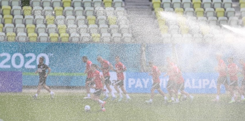 Piątkowy trening na stadionie w Gdańsku upłynął pod znakiem...